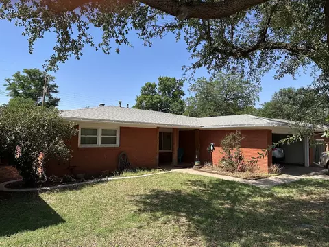 5417 7th St, Lubbock, TX 79416