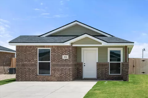 2016 Tractor Ave, Wolfforth, TX 79382