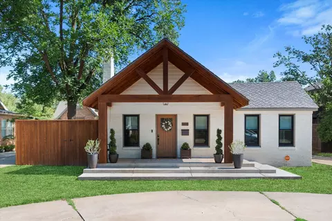 2904 20th St, Lubbock, TX 79410