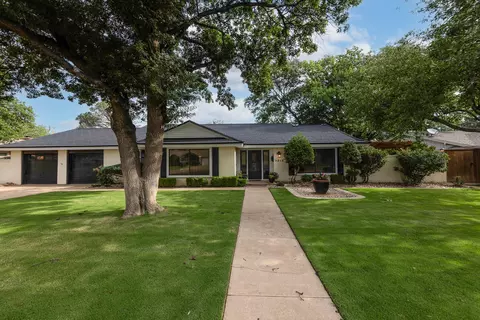 5212 27th St, Lubbock, TX 79407