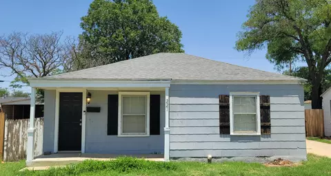 2214 40th St, Lubbock, TX 79412