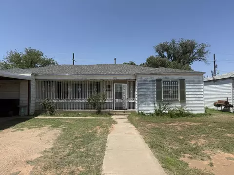3701 E 4th St, Lubbock, TX 79403