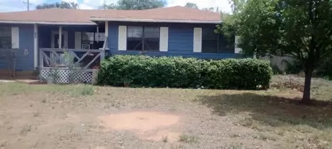 105 81st St, Lubbock, TX 79404