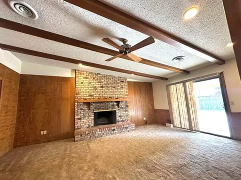 Living - 1812 Floydada St, Plainview, TX 79072 photo 1 of 4