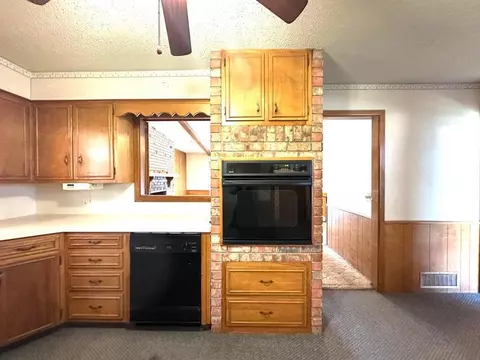 Kitchen - 1812 Floydada St, Plainview, TX 79072 photo 2 of 3