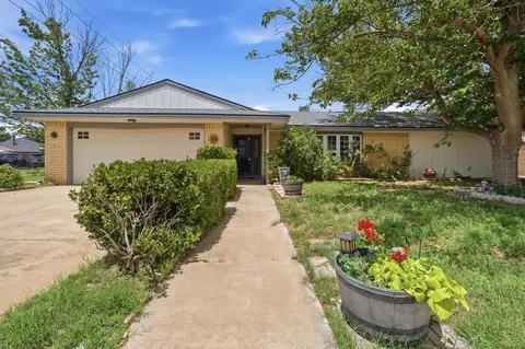 5732 70th Pl, Lubbock, TX 79424