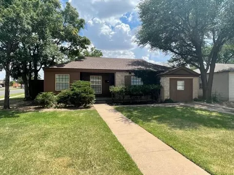 2503 32nd St, Lubbock, TX 79410
