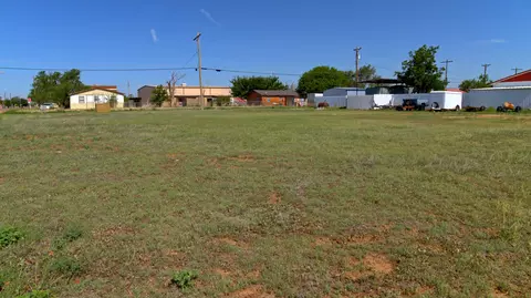 0 10th St, Ralls, TX 79357