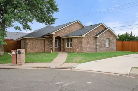 8202 Clinton Ave, Lubbock, TX 79424