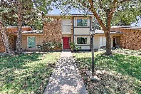 5735 38th St, Lubbock, TX 79407
