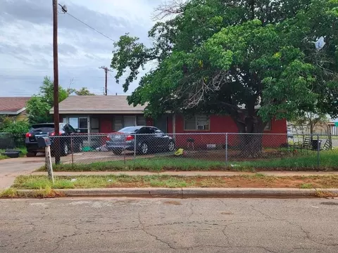1937 E Colgate St, Lubbock, TX 79403