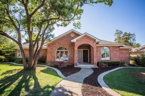 4815 2nd Dr, Lubbock, TX 79416