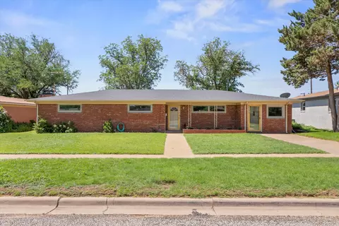 1214 E Buckley St, Brownfield, TX 79316