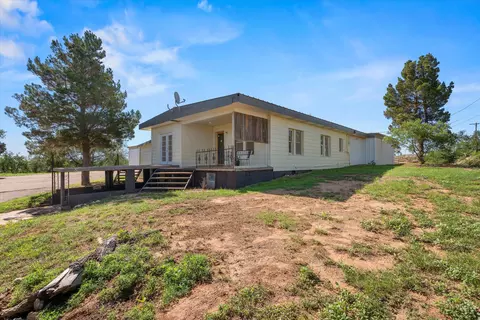 202 S 14th St, Brownfield, TX 79316