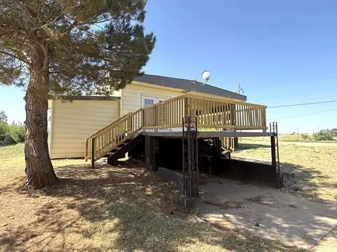 202 S 14th St, Brownfield, TX 79316