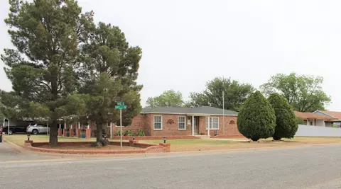 601 E 16th St, Littlefield, TX 79339