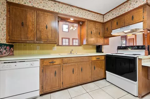 Kitchen - 7006 W 13th St, Plainview, TX 79072 photo 1 of 5