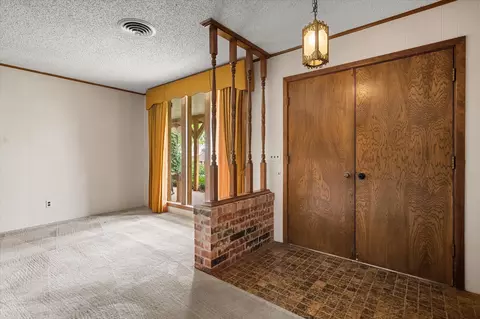 Entry Way - 7006 W 13th St, Plainview, TX 79072 photo 3 of 3