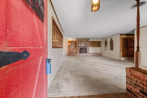 Entry Way - 7006 W 13th St, Plainview, TX 79072 photo 2 of 3