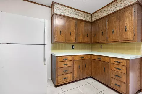 Kitchen - 7006 W 13th St, Plainview, TX 79072 photo 3 of 5