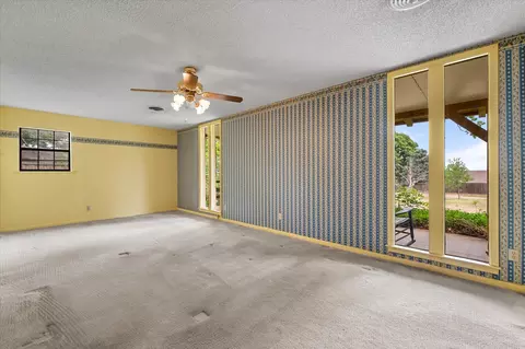 Bedroom - 7006 W 13th St, Plainview, TX 79072 photo 1 of 4