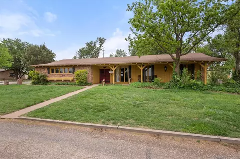 7006 W 13th St, Plainview, TX 79072