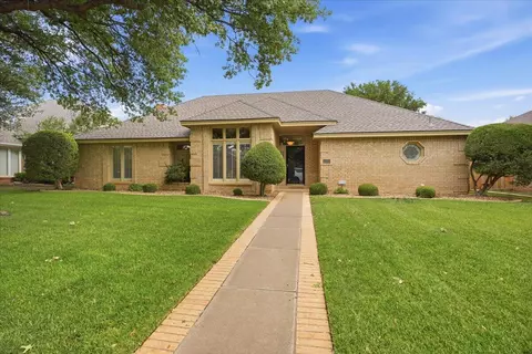 5512 83rd St, Lubbock, TX 79424