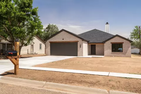 2008 N 5th St, Tahoka, TX 79373