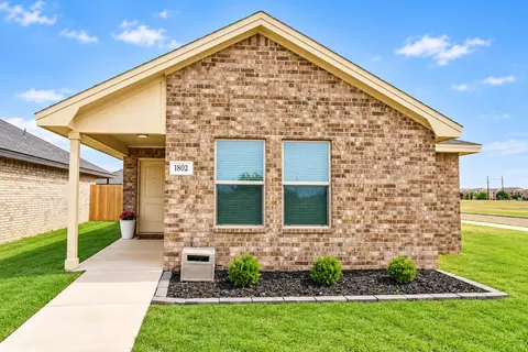 1802 E Harvard St, Lubbock, TX 79403
