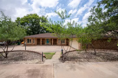 21 E Brookhollow Dr, Ransom Canyon, TX 79366