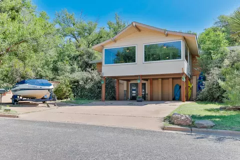 22 Foothill Dr, Ransom Canyon, TX 79366