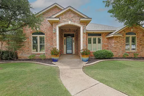 3911 100th St, Lubbock, TX 79423