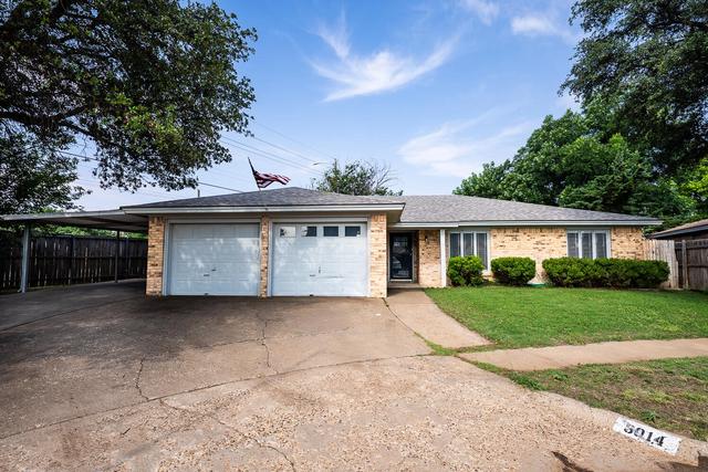 8014 Bangor Ave, Lubbock, TX 79424
