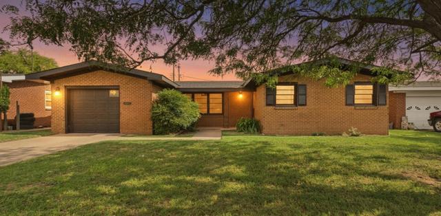 4914 48th St, Lubbock, TX 79414