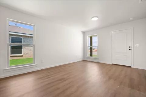 Living - 5519 Smith St, Lubbock, TX 79416 photo 4 of 4
