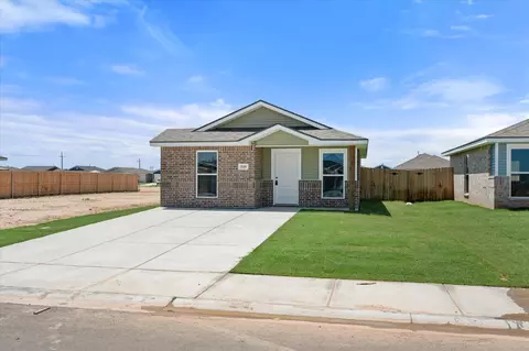 Exterior - 5519 Smith St, Lubbock, TX 79416 photo 2 of 3