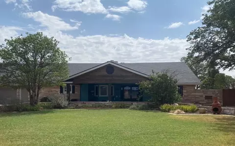 7303 Alcove Ave, Lubbock, TX 79407