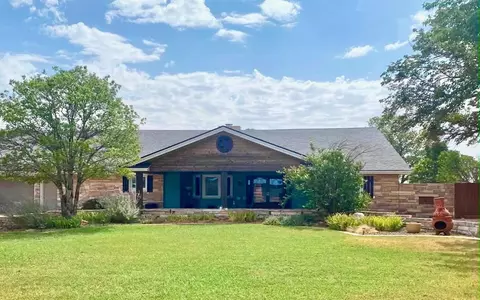 7303 Alcove Ave, Lubbock, TX 79407