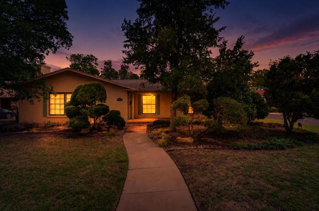 3302 20th St, Lubbock, TX 79410