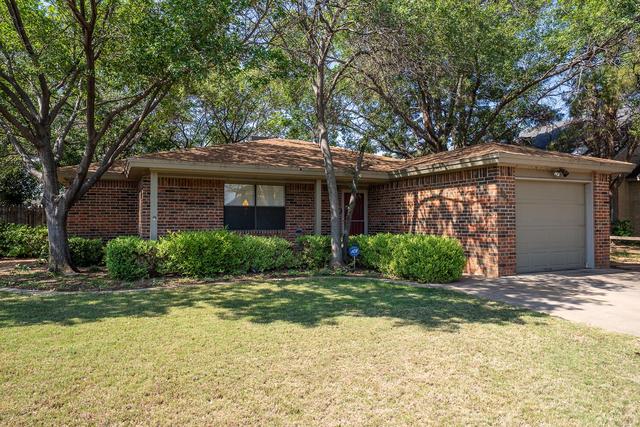 5017 62nd St, Lubbock, TX 79414