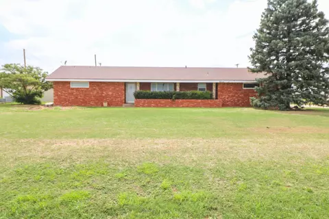845 Farm To Market Road 1055, Earth, TX 79031