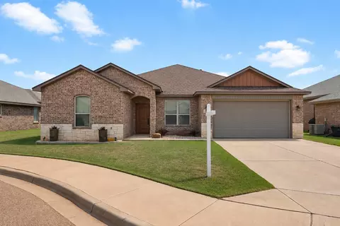306 Hampshire Ave, Wolfforth, TX 79382