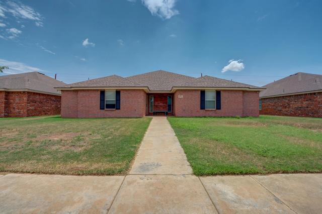 918 N Bangor Ave, Lubbock, TX 79416