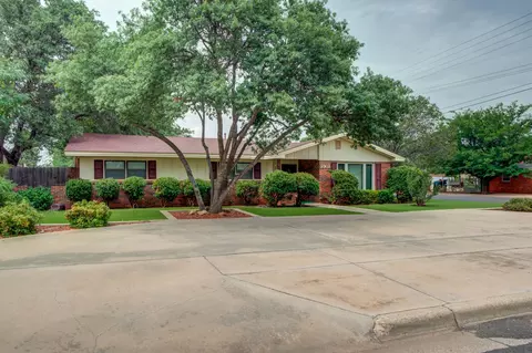 2302 55th St, Lubbock, TX 79412