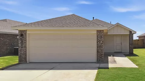 7439 10th St, Lubbock, TX 79416