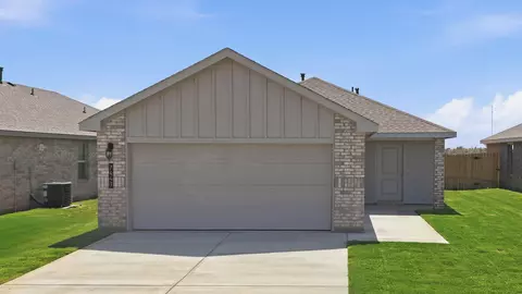 7443 10th St, Lubbock, TX 79416