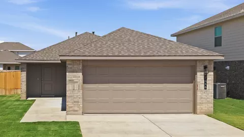7446 10th St, Lubbock, TX 79416
