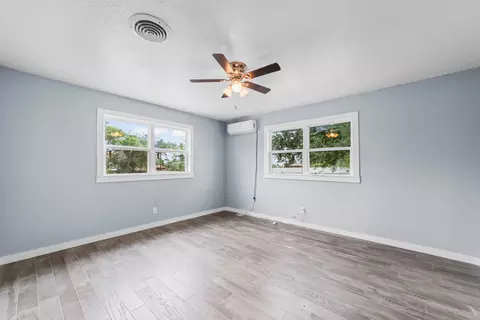 401 E 8th St, Sundown, TX 79372 photo 14