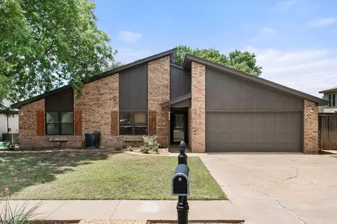 9004 Lynnhaven Ave, Lubbock, TX 79423