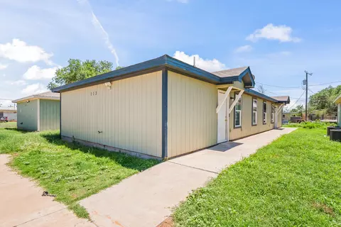 113 36th St, Lubbock, TX 79404